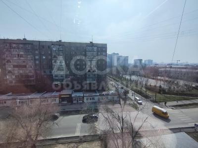 Продаю 4-комнатную квартиру, 85кв. м., этаж - 6/9, мкр Юг-2.