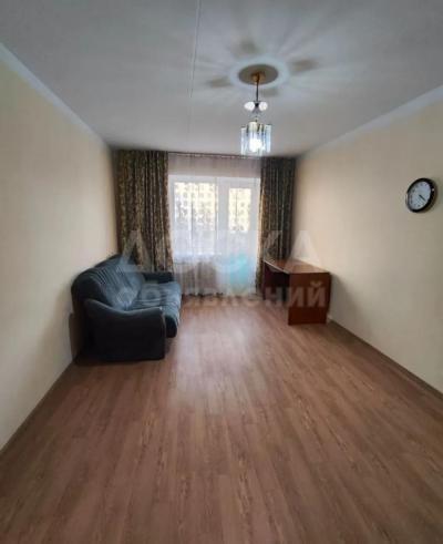 Сдаю 1-комнатную квартиру, 35кв. м., этаж - 4/5, исанова жибек жолу .