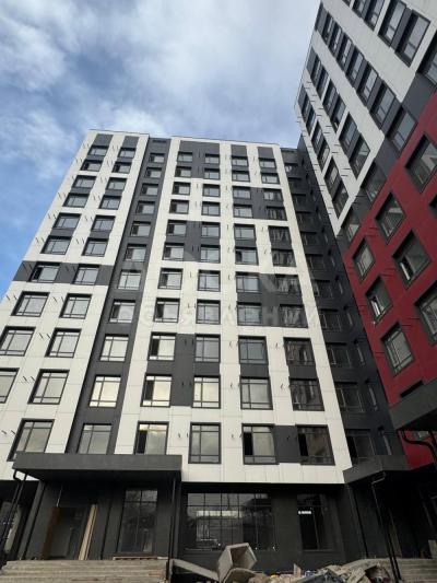 Продаю 1-комнатную квартиру, 48кв. м., этаж - 12/12, Восток-5, ул. Кийизбаева.