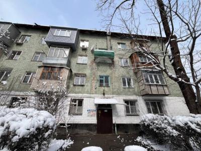 Продаю 2-комнатную квартиру, 40кв. м., этаж - 4/4, Малдыбаева/Панфилова.