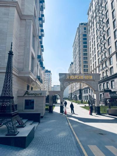 Продаю 2-комнатную квартиру, 75.53кв. м., этаж - 3/10, ПСО. Магистраль/Куттубаева, ЖК "Елисейские Поля". 147300$.