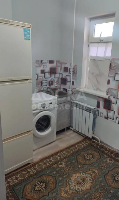 Сдаю 1-комнатную квартиру, 34кв. м., этаж - 1/2, пишпек.