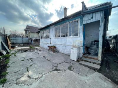 Продаю дом 5-ком. 66кв. м., этаж-1, 5,5-сот., стена кирпич, ул. Учкурганская.