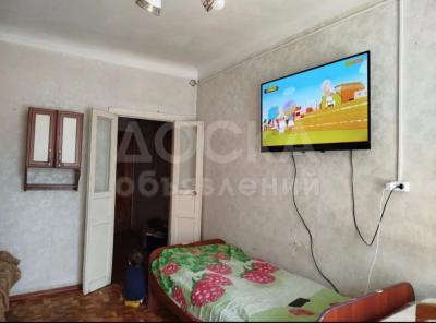 Сдаю 2-комнатную квартиру, 34кв. м., этаж - 3/3, тоголок молдо.