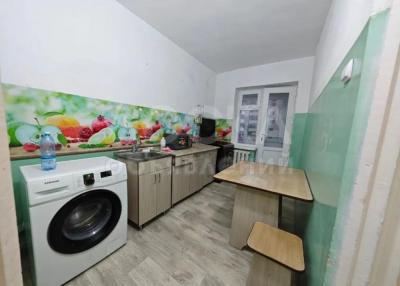 Сдаю 1-комнатную квартиру, 35кв. м., этаж - 7/7, Джал.