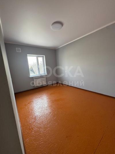 Сдаю 2-комнатную квартиру, 40кв. м., этаж - 2/2, Верхний Токолдош, ул. Октябрьская.