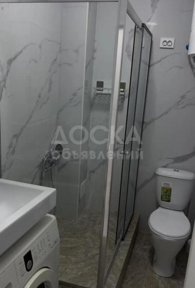 Сдаю 1-комнатную квартиру, 34кв. м., этаж - 2/2, рабочий городок.