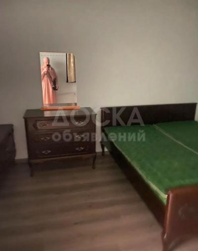 Сдаю 1-комнатную квартиру, 34кв. м., этаж - 1/1, лебединовка.