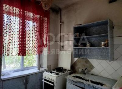 Сдаю 2-комнатную квартиру, 45кв. м., этаж - 3/4, тоголок молдо московская .