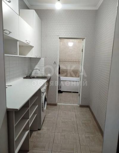 Сдаю 1-комнатную квартиру, 34кв. м., этаж - 1/2, Джал.