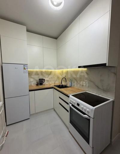 Сдаю 1-комнатную квартиру, 34кв. м., этаж - 8/9, Джал.