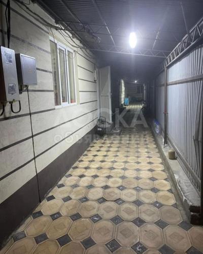 Сдаю 1-комнатную квартиру, 34кв. м., этаж - 1/1, Кызыл-Аскер ,.