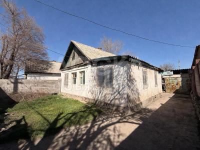 Продаю дом 4-ком. 67кв. м., этаж-1, 3,4-сот., стена саман, алма-атинская.