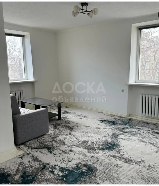 Продаю 1-комнатную квартиру, 30 кв. м., этаж 2/3, Шота Руставели - Ахунбаева.