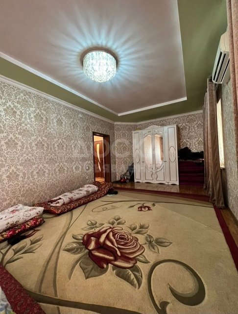 Продаю дом, 6 сот., кирпич, Ак Өргөө.ул Өмүракунов.