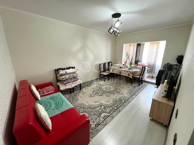 Продаю 1-комнатную квартиру, Аламедин-1 дом 31.