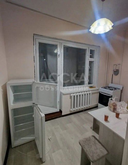 Сдаю 1-комнатную квартиру, этаж 5/9, аламедин-1.