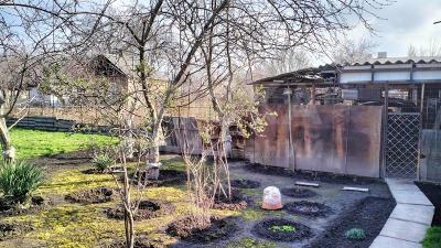 Продаю дом 4-ком. 80кв. м., этаж-1, 10-сот., стена другое, в селе Лебединовка (Свердловский район г.Бишкек).