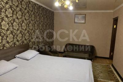 Продаю 1-комнатную квартиру, 33кв. м., этаж - 2/5, ул. Московская/Уметалиева.