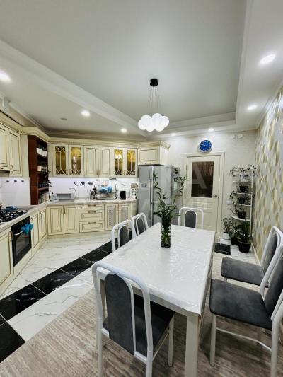 Продаю 3-комнатную квартиру, 122кв. м., этаж - 11/13, Гоголя/Фрунзе.