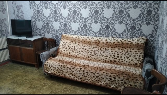 Сдаю 1-комнатную квартиру, 40 кв. м., этаж 7/9, микрорайон Восток-5, Чуй-Алмаатинская.