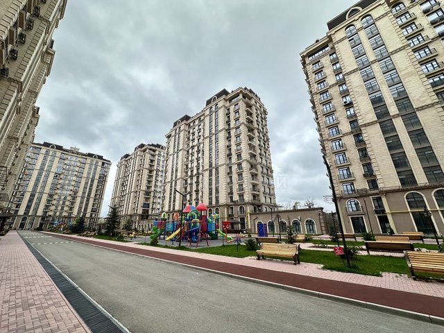 Продаю 2-комнатную квартиру, 54 кв. м., этаж 7/14, Мира/Магистраль.