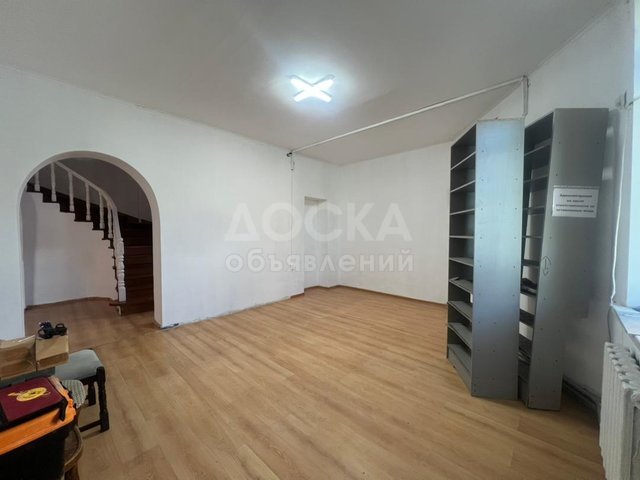 Продаю офисное помещение, 425 кв. м., Московская/Логвиненко.