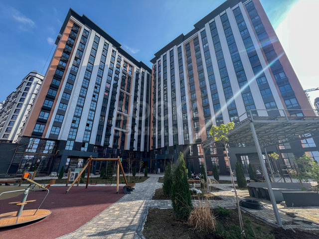 Продаю 2-комнатную квартиру, 81 кв. м., этаж 14/14