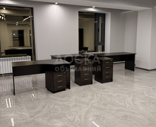 Тумбы + рабочий стол- почти новые