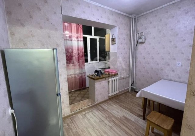 Сдаю 1-комнатную квартиру, 35 кв. м., этаж 7/9, тунгуч.