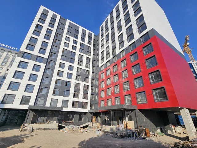 Продаю 2-комнатную квартиру, 71 кв. м., этаж 6/12, мкр Восток-5.