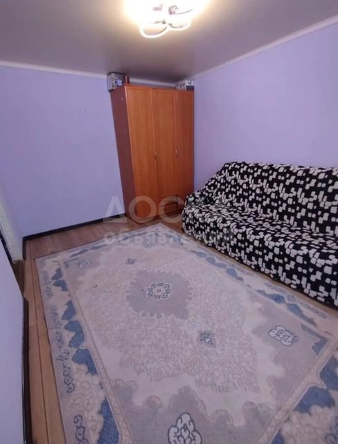 Сдаю 1-комнатную квартиру, этаж 1/1, аламединский рынок.