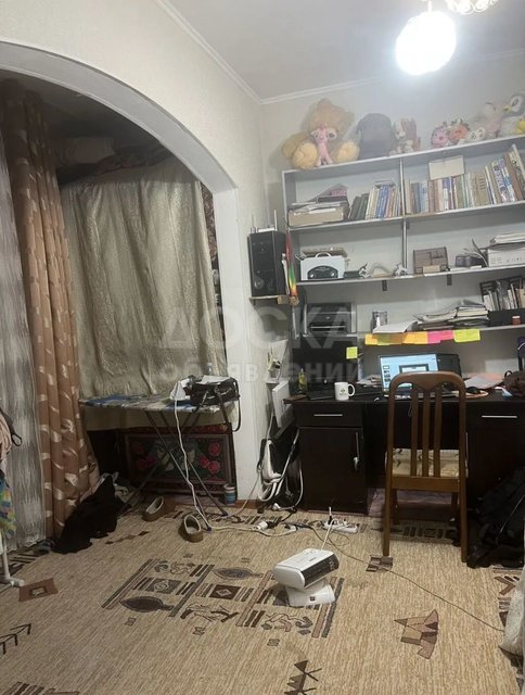 Сдаю 2-комнатную квартиру, этаж 5/9, пишпек.