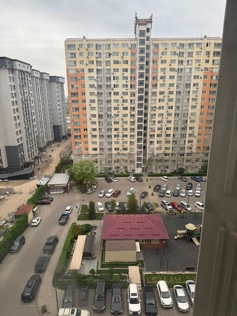 Сдаю 3-комнатную квартиру, 86 кв. м., этаж 16/1, Джал-артис дом 12.