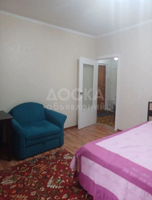 2-комнатную квартиру, 10 мкр.