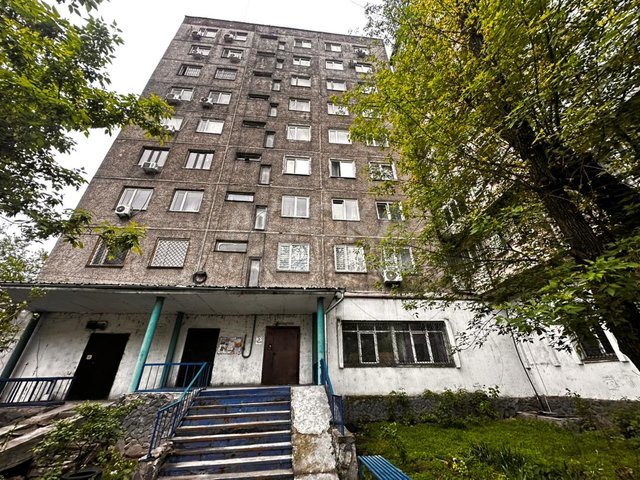 Продаю 2-комнатную квартиру, Гогола/Огонбаева.