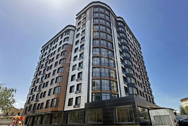 Продаю 3-комнатную квартиру, Кок-жар.