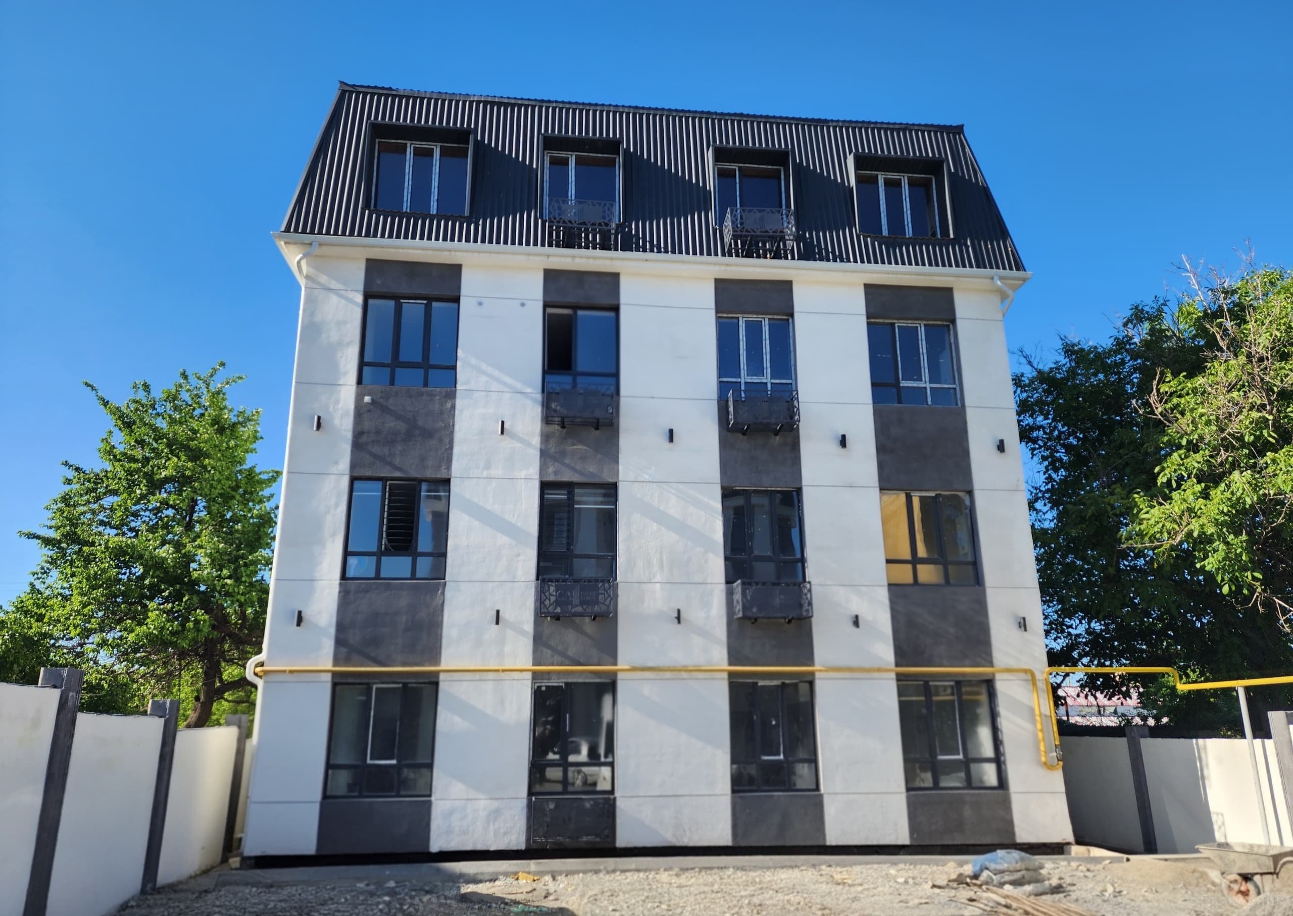 Продаю 1-комнатную квартиру, Кольбаева/С.Манасчы. — фото 1