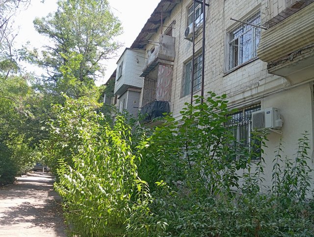 Продаю 1-комнатную квартиру, Ч.Айтматова\Сухомлинова.