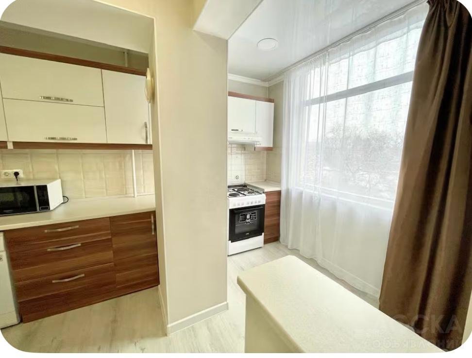 Продаю 3-комнатную квартиру, район Эркиндик. — фото 4
