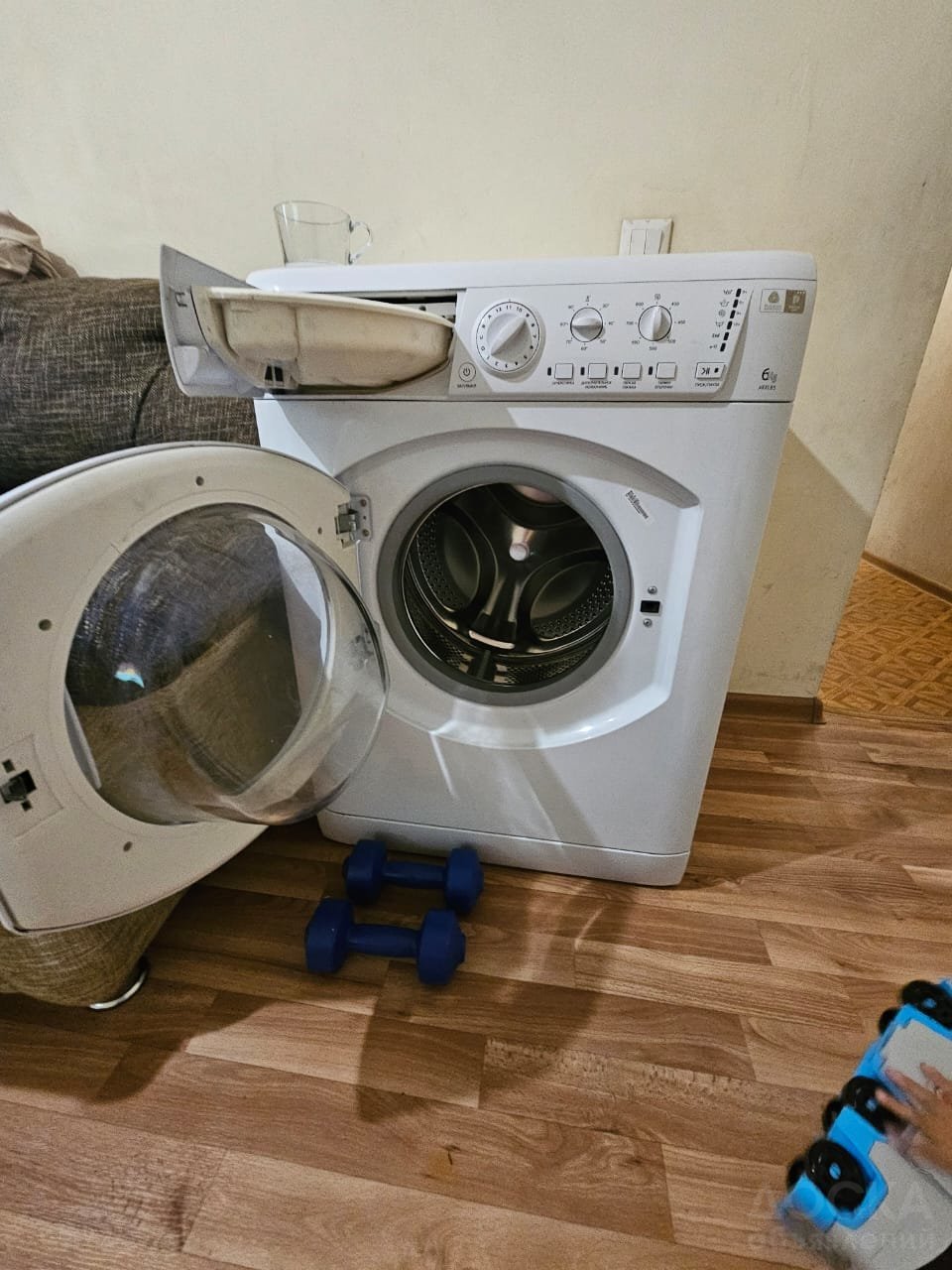 Стиральная машина Hotpoint Ariston: фото 2