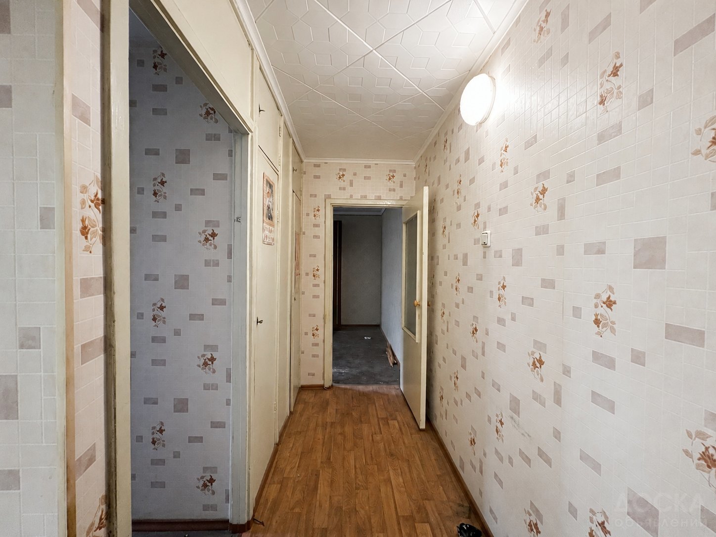 Продаю 2-комнатную квартиру, 6 Микрорайон.: фото 2