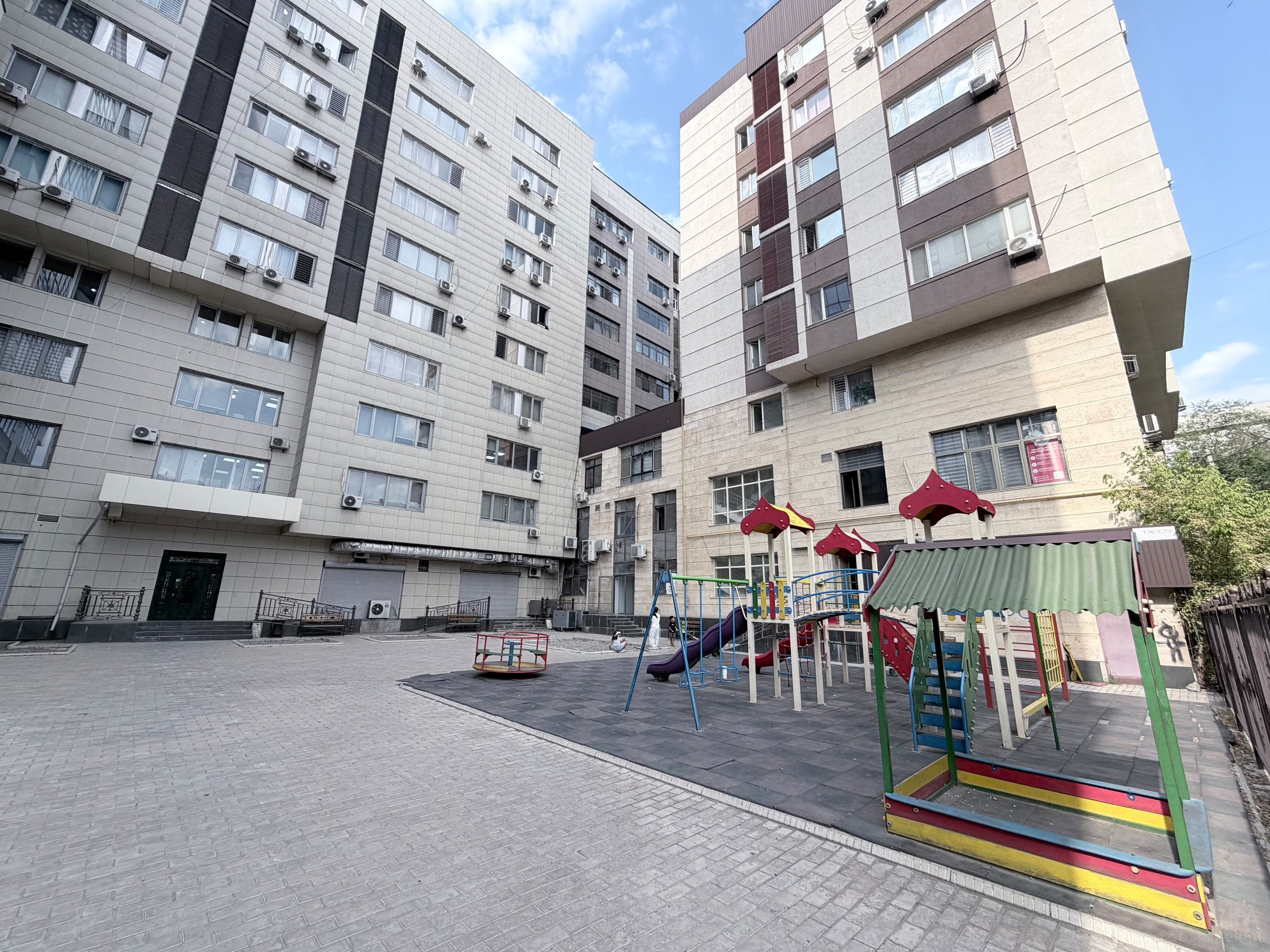 Продам 2-комнатную квартиру у ТЦ I-Mall: фото 2