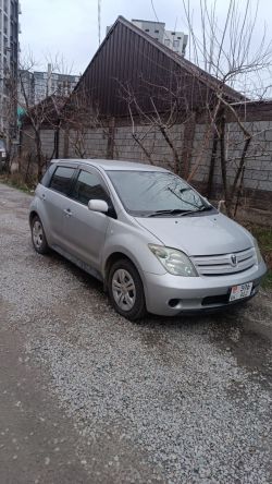 Toyota Ist 2003