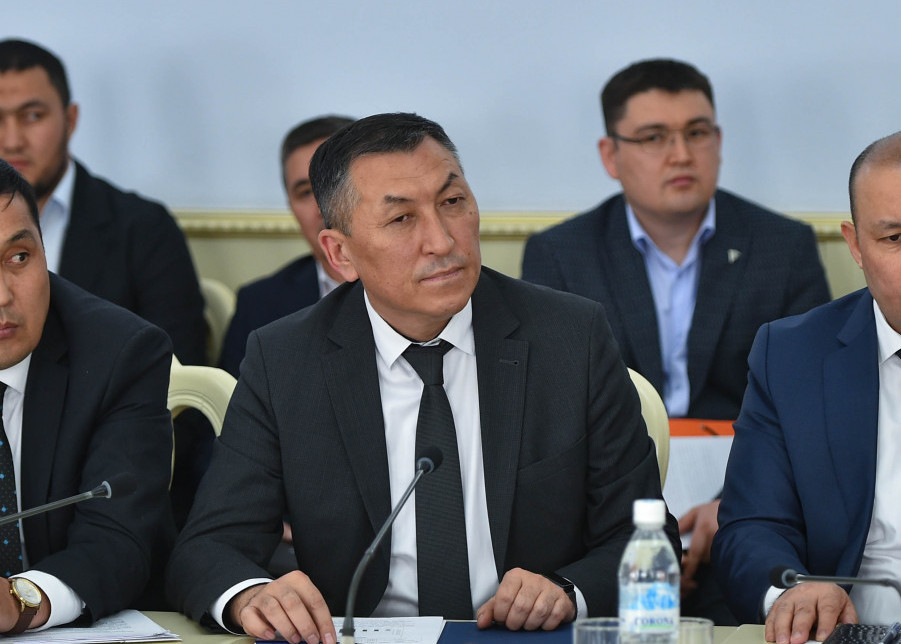 директор ГП &laquo;Кыргызкомур Мирлан Жакыпов