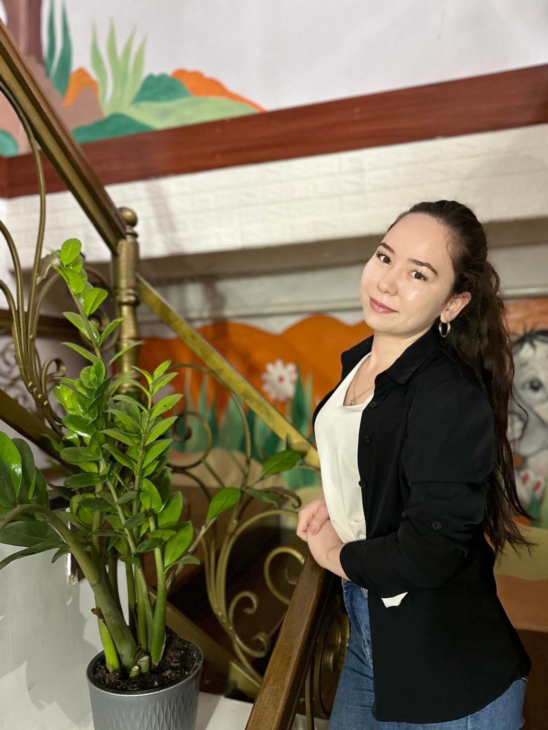 Воспитатель, логопед, администратор: Мадина Пархатовна